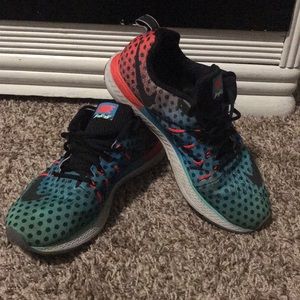 Nike Zoom Elite 8 shoes.